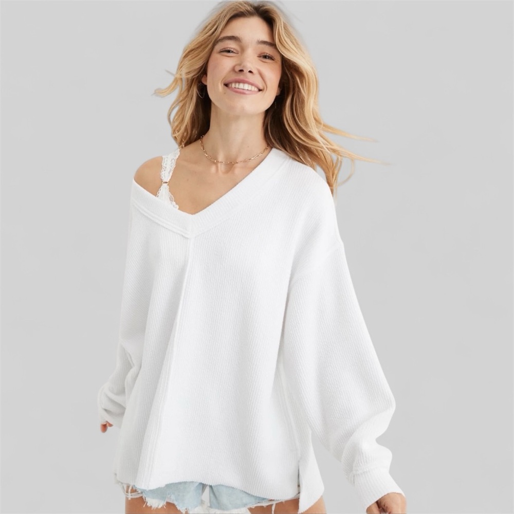 Aerie “Wonder” V-Neck Sweater Long Sleeve Top
